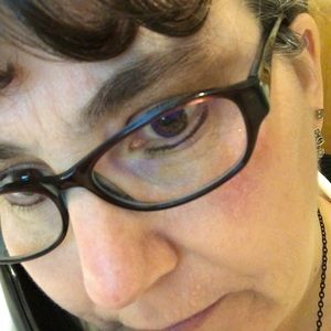 Meet your Posher, Darlene